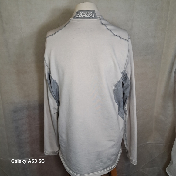 Nike Pro Combat Lt Gray Long Sleeve Dri-Fit Pullover Shirt Men's Size XL - Picture 3 of 9